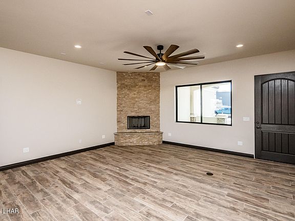 5th image of 2019 Chaparral Dr