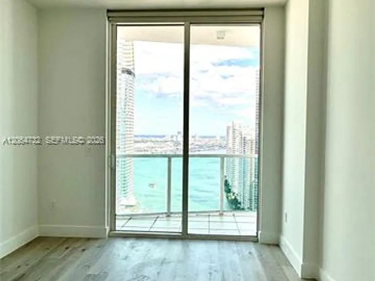 31 SE 5th Street Cu #4214 — Photo 14