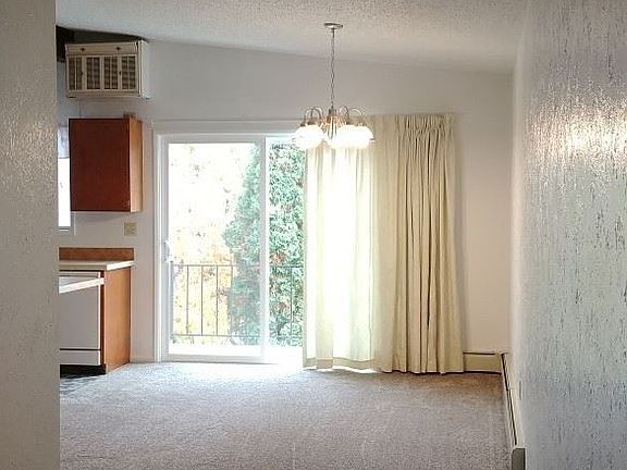 3rd image of 131 W Sussex Ave APT 5