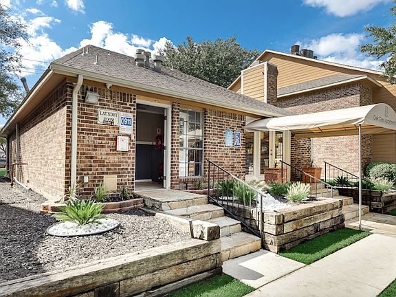 2nd image of 4420 Saturn Rd #248