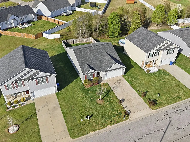 3916 Sabre Ln NW — Photo 17