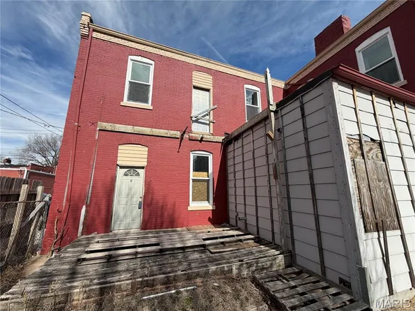 713 Lami St, Saint Louis, MO 63104