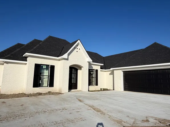 228 Newsom Dr, Houma, LA 70360