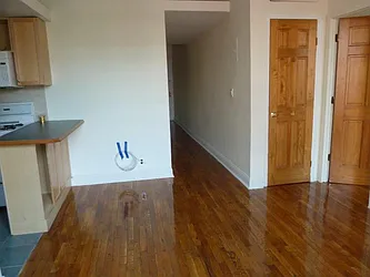 Rented by Chartwell Manhattan Realty