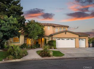 1203 Las Ventanas Way, Riverside, CA 92508