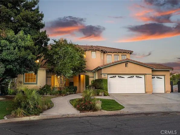 1203 Las Ventanas Way, Riverside, CA 92508