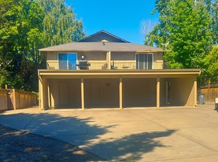 1845 N Keene Way Dr, Medford, OR