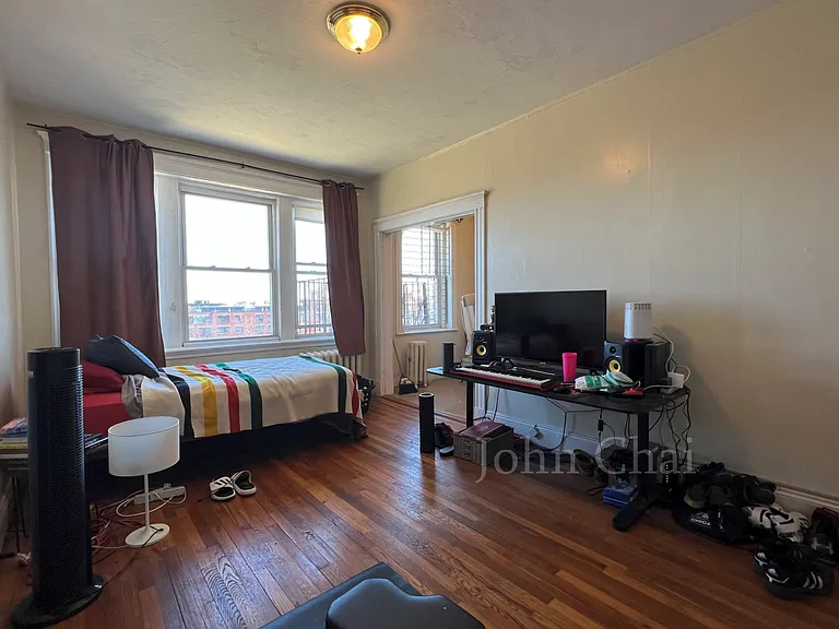 225 Kelton St #15 — Photo 7