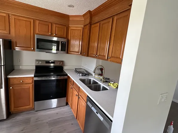 5793 Gardens Dr, Sarasota, FL