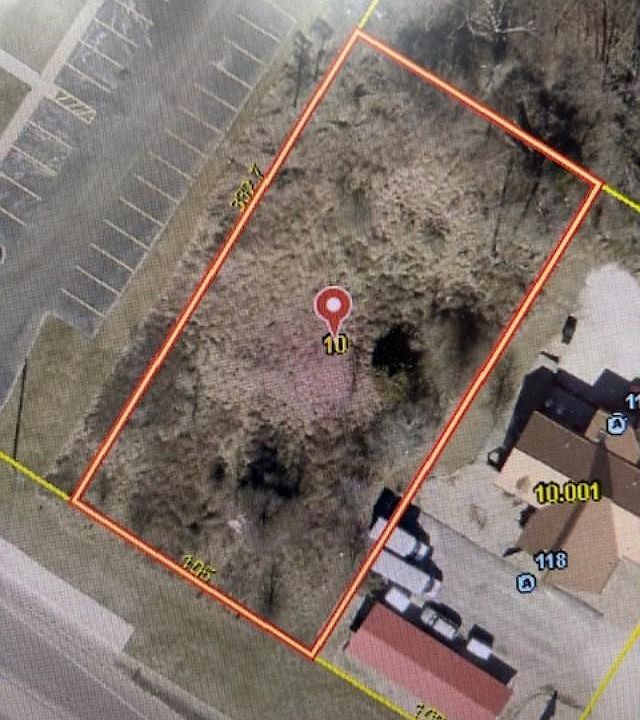 2nd image of 116 S Main St