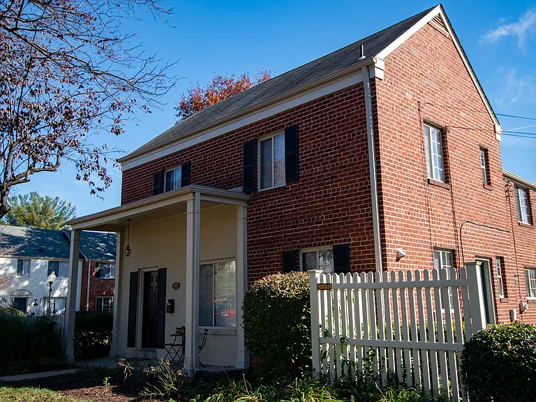 Brookville Townhomes Exterior 83