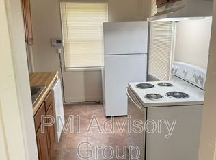 412 SE 33rd Ter, Topeka, KS 66605
