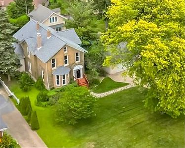 956 South St, Elgin, IL, 60123