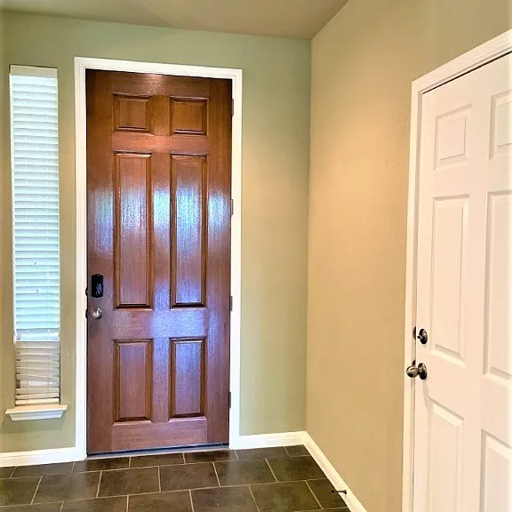 2409 Dovetail St — Photo 8