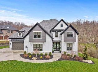 200 Carry Back Ct, Cranberry Township, PA