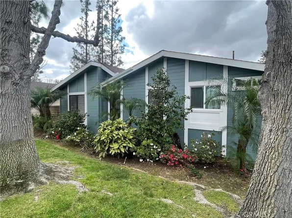 1517 Knoll Lk #80, Santa Ana, CA 92705