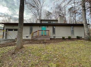 618 Mount Pleasant Dr, Locust Grove, VA 22508