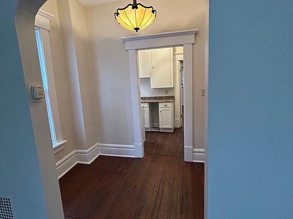 5th image of 123 W 1st Ave #B