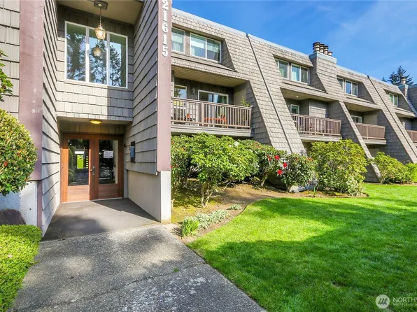 21615 80th Avenue W #101, Edmonds, WA 98026