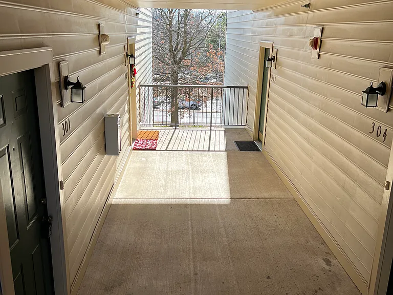 1060 Gardenview Loop #303 — Photo 41