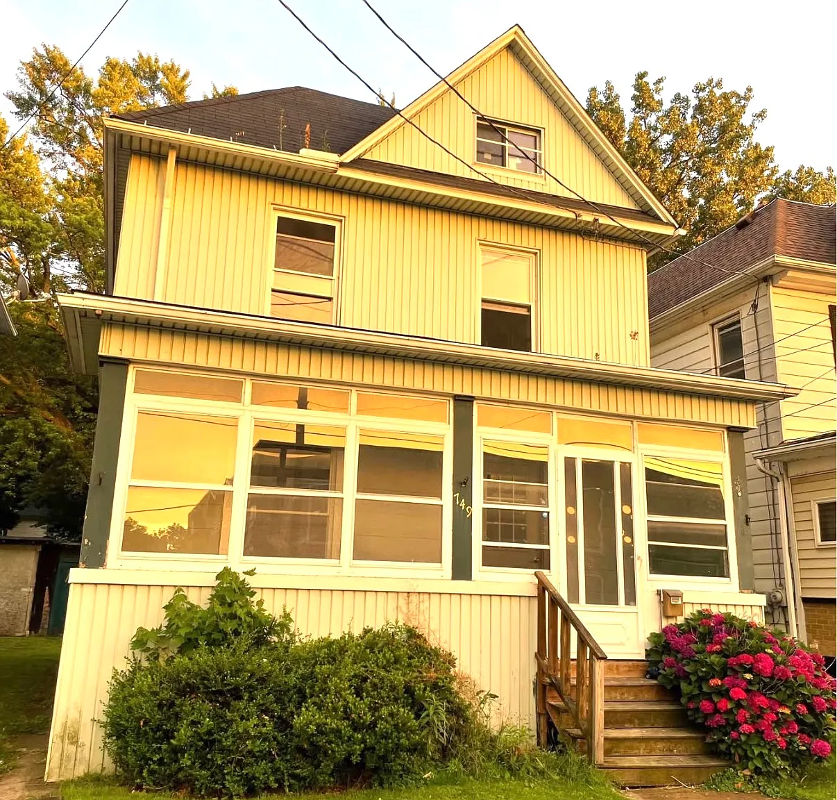 3 bed, 1344 sqft, $1,200 — Photo 1