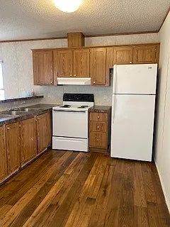 Trevor Ln — Photo 2