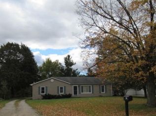 63 Plum Creek Rd, Lapeer, MI 48446