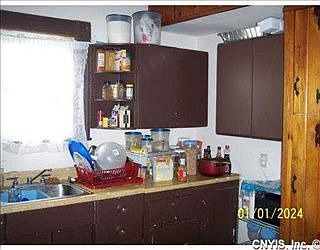 4th image of 137 Forest Hill Dr