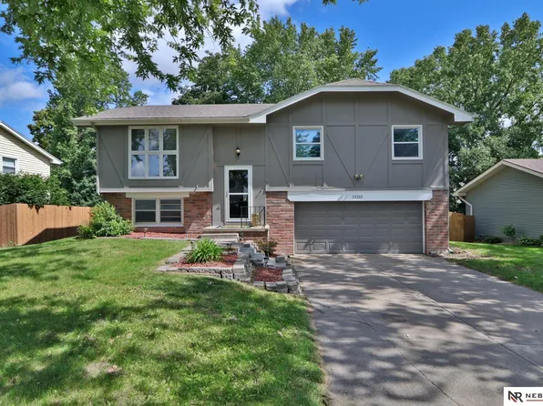 13310 Grissom St, Omaha, NE 68138