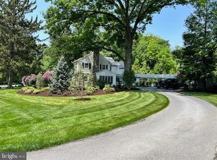 1401 Hillcrest Rd, Lancaster, PA 17603