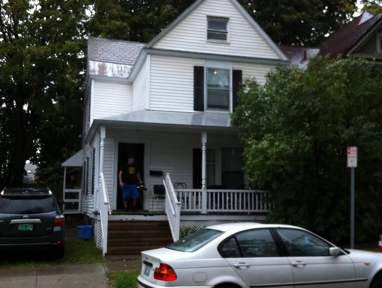 4 bed, $5,100 — Photo 2