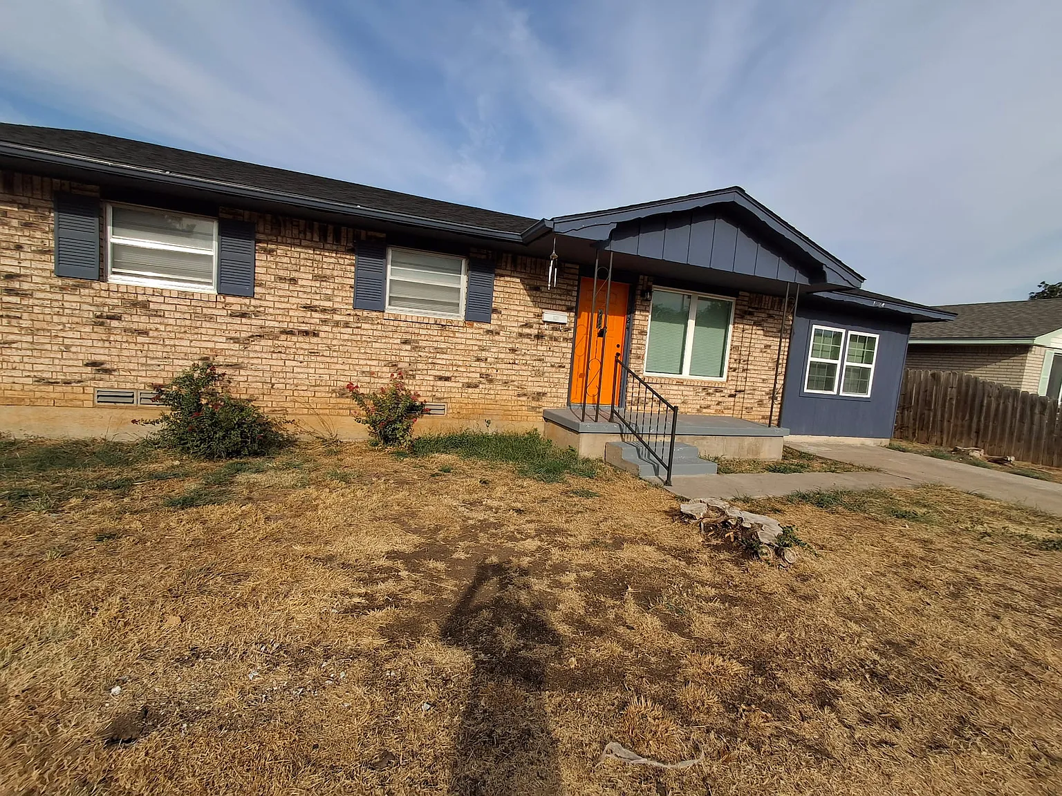 4 bed, 2.5 bath, 1350 sqft, $1,395 — Photo 1