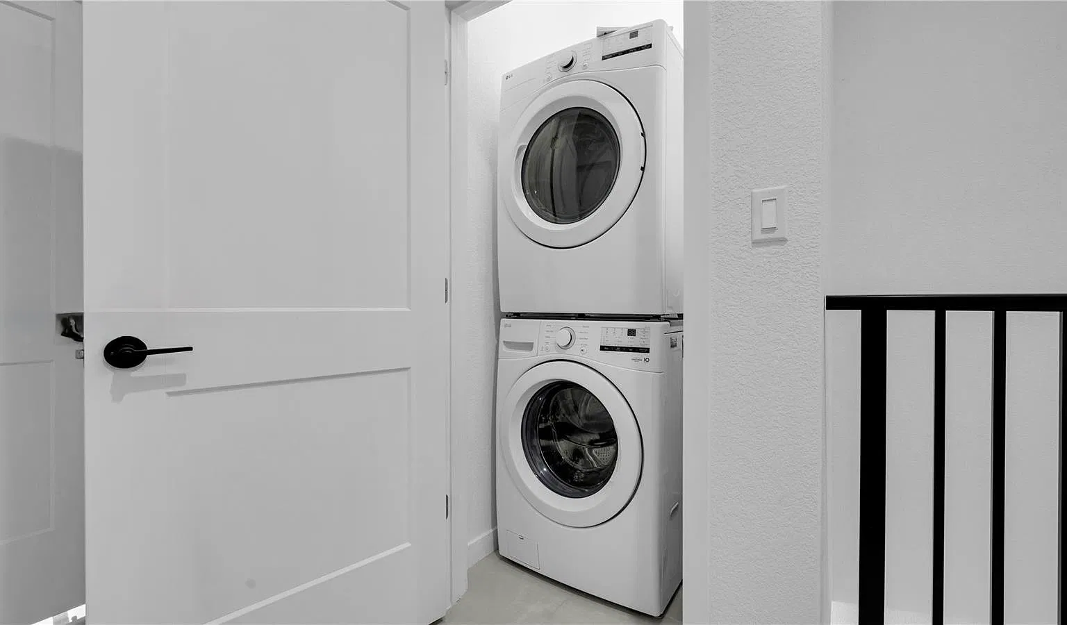 4 bed, $2,850 — Photo 4
