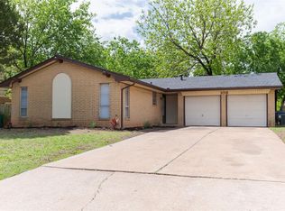 108 Bainbridge Rd, Oklahoma City, OK 73114