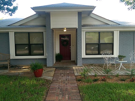 3rd image of 1121 Glyndon Dr