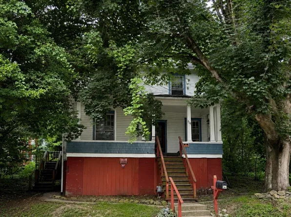114 High St, Weston, WV 26452