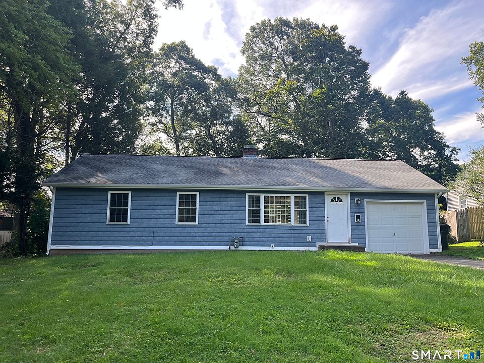 1st image of 14 Forest Dr