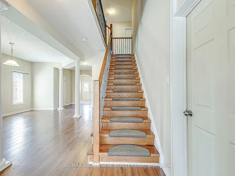 816 Roulston St — Photo 24