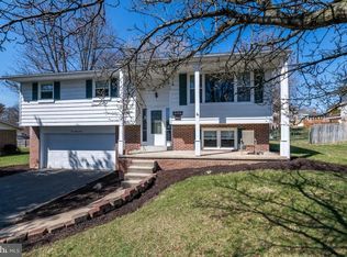 621 Edison Dr, Reading, PA