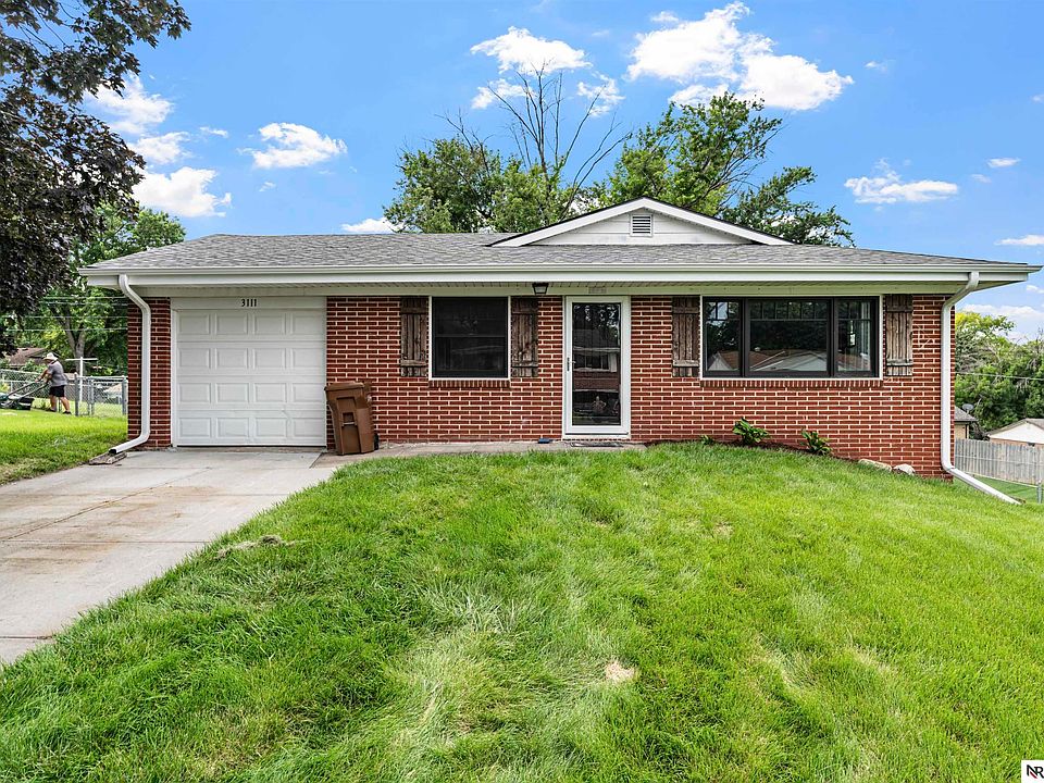 1st image of 3111 Blue Ridge Dr
