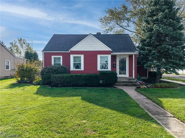 300 50th St, Sandusky, OH 44870