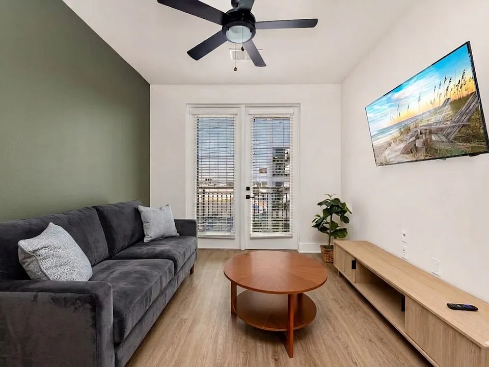 3820 N Clark Ave #ID1312506P