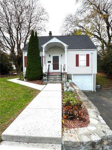 4 Liberty Avenue, Danbury, CT, 06810