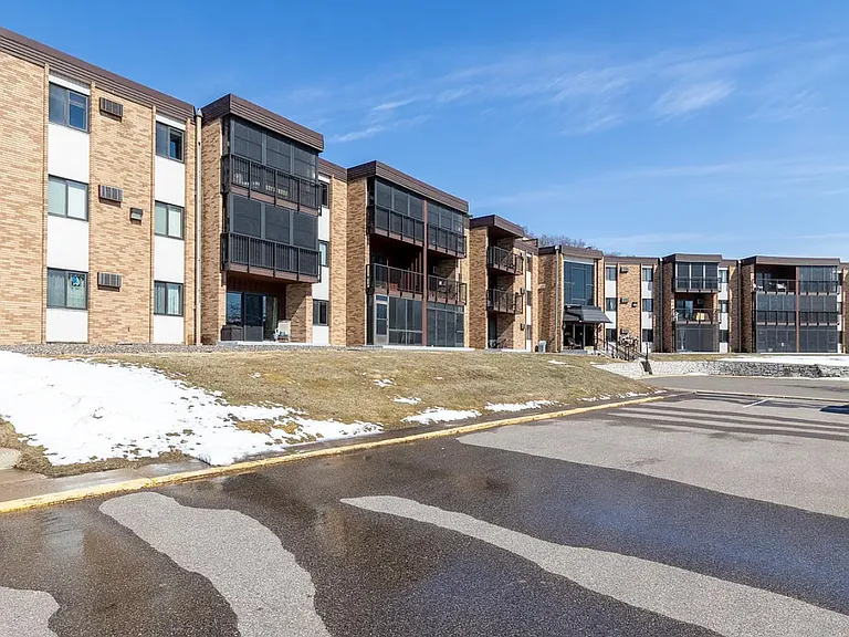 2700 Oxford St N #131 — Photo 19
