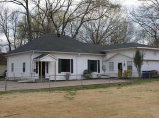 127 Locust Ave, Conway, AR 72034