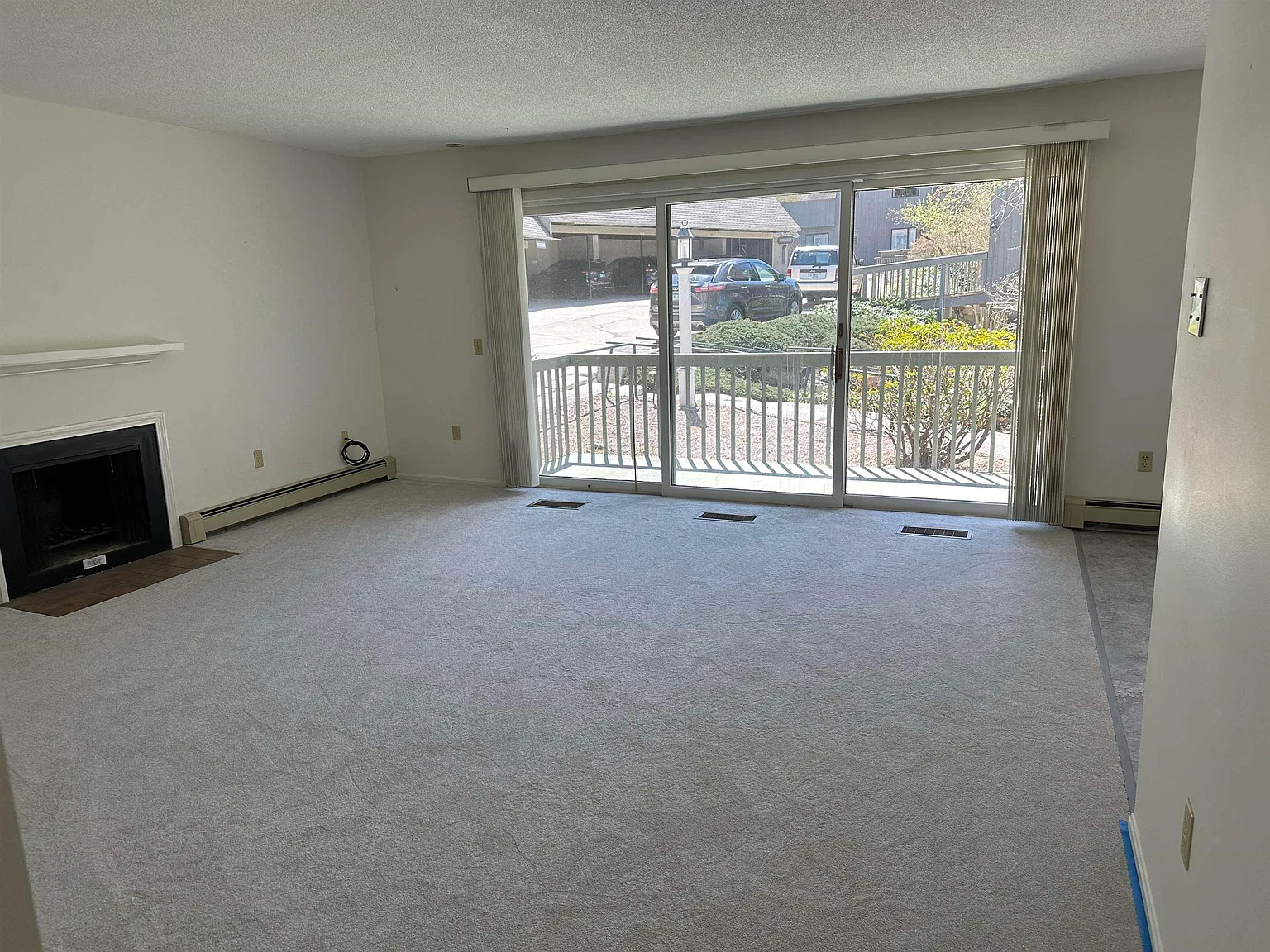 1 bed, 2.0 bath, 1044 sqft, $2,150 — Photo 4