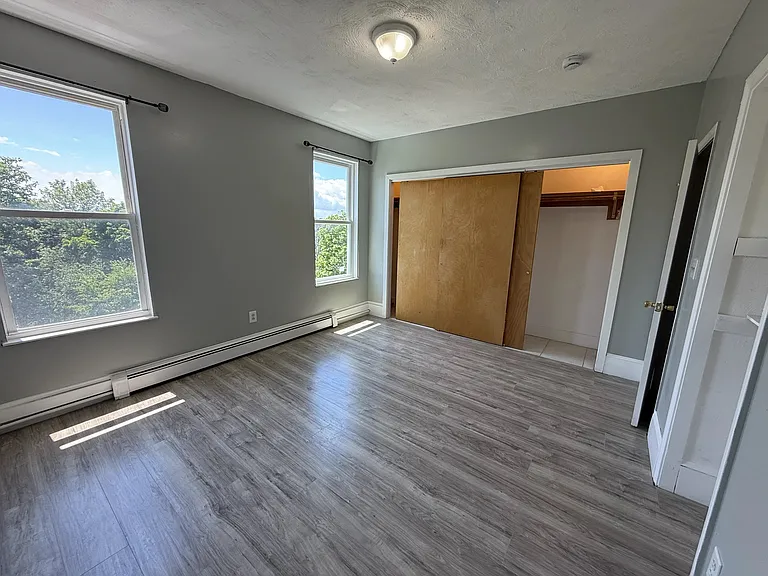 26 Alpine Pl #3 — Photo 8