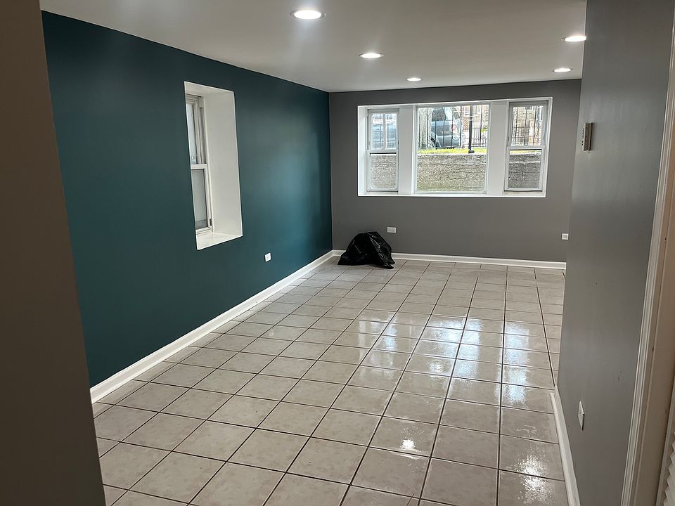 1st image of 2710 W 23rd St