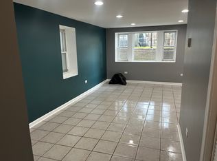 2710 W 23rd St, Chicago, IL 60608