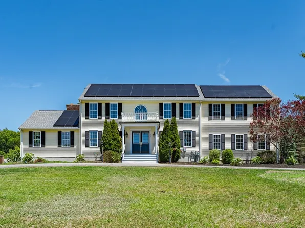 27 Charles Ave, Uxbridge, MA 01569